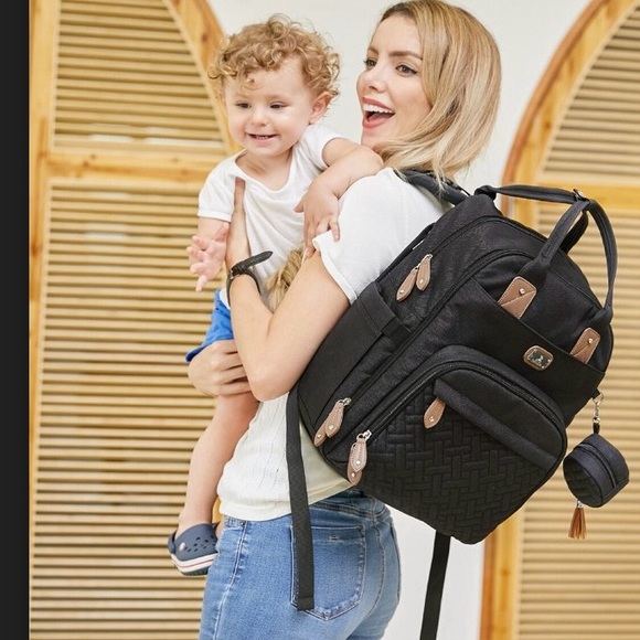 Dikaslon Diaper Bag Backpack with Pacifier Case and Stroller Straps. - Picture 5 of 5